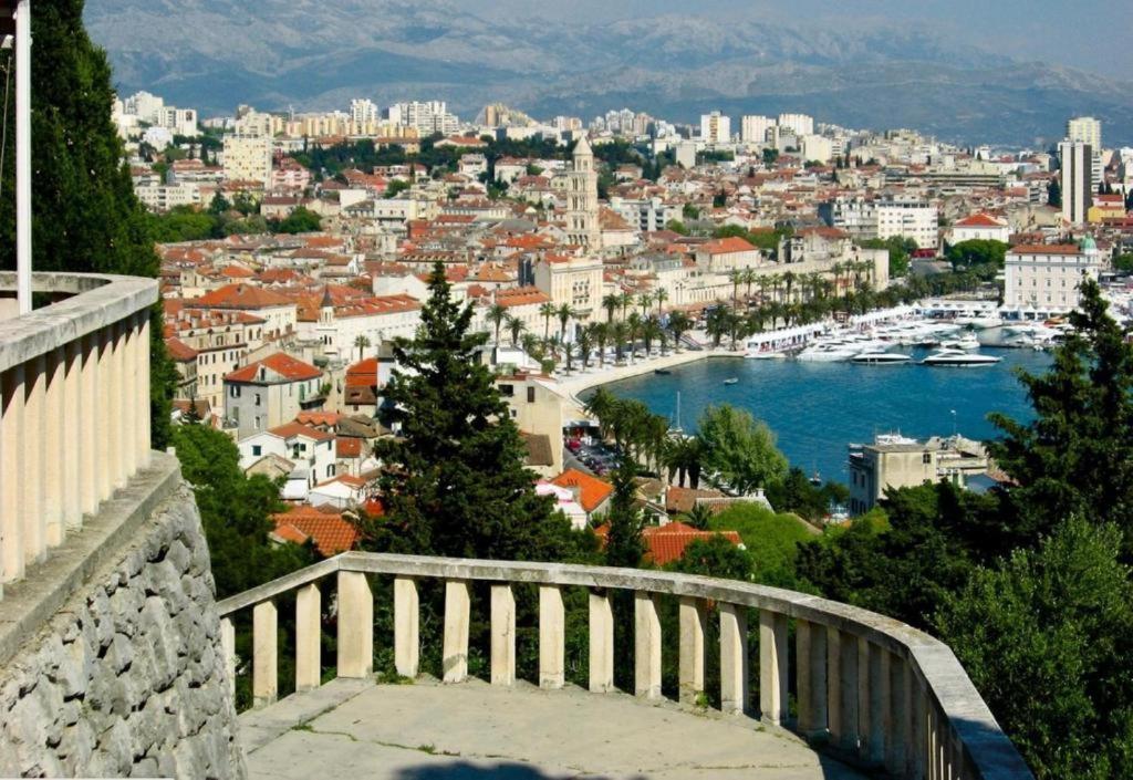 Apartment Dalmatinos Split Znjan Esterno foto