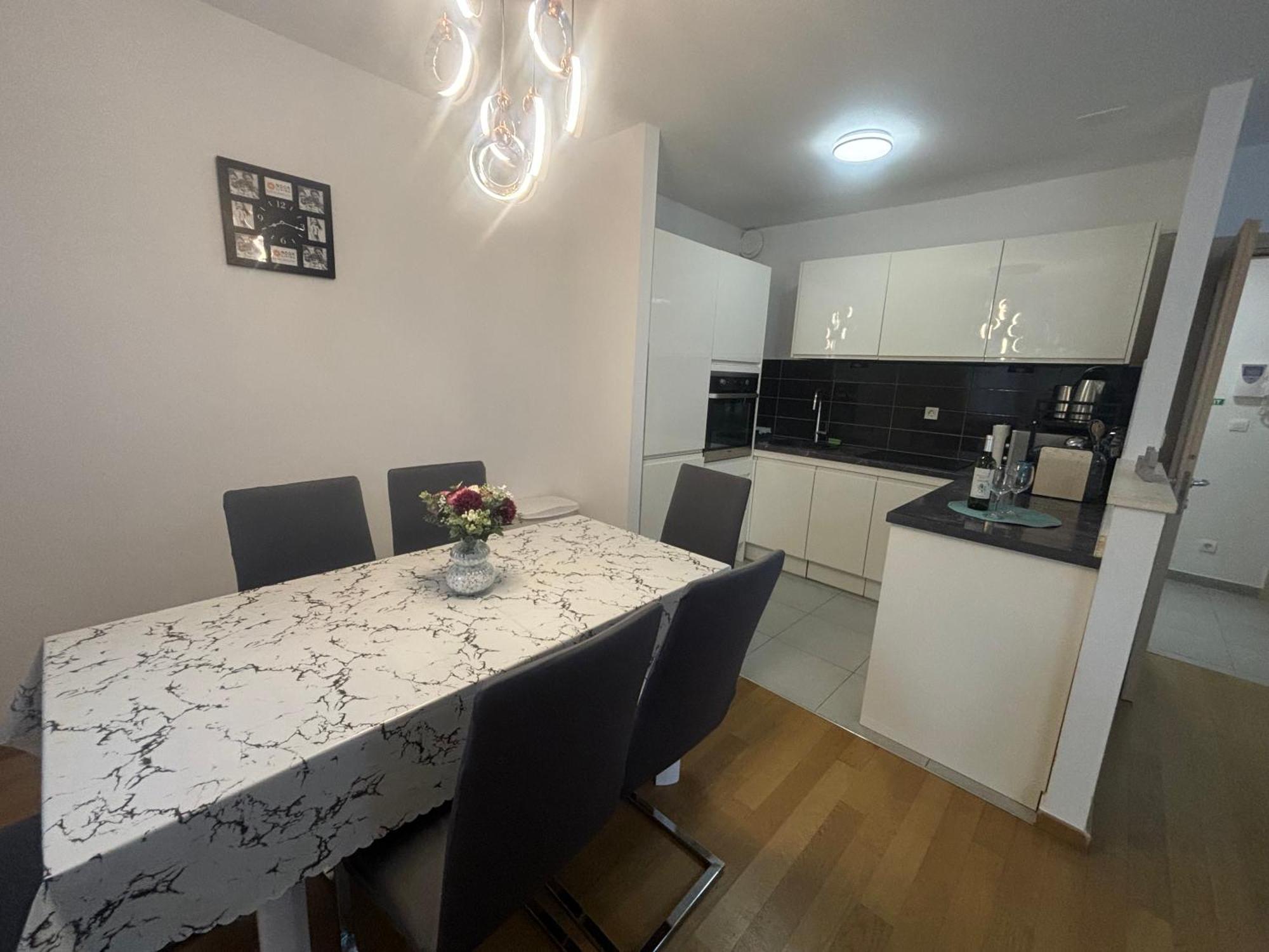 Apartment Dalmatinos Split Znjan Esterno foto