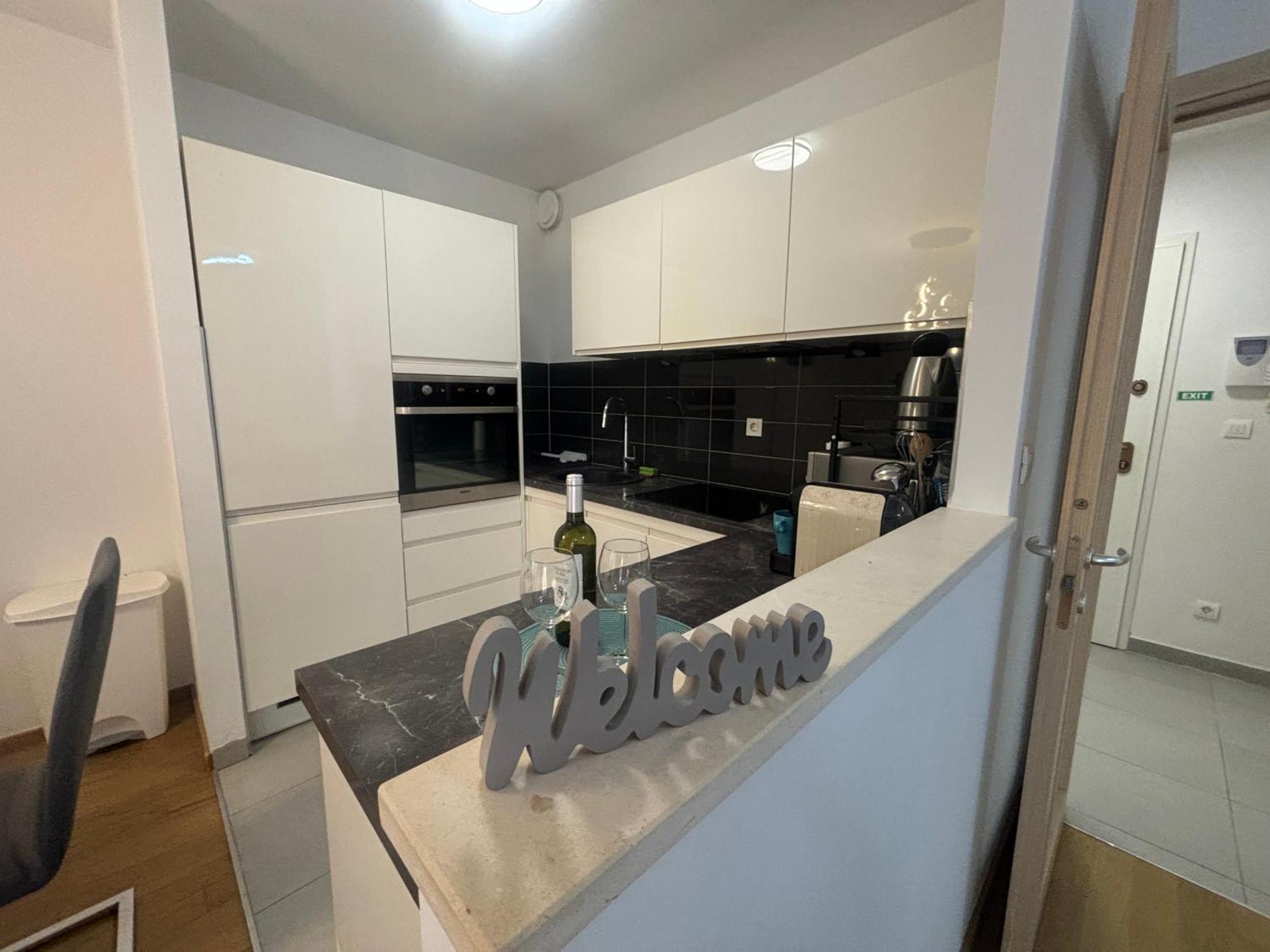Apartment Dalmatinos Split Znjan Esterno foto