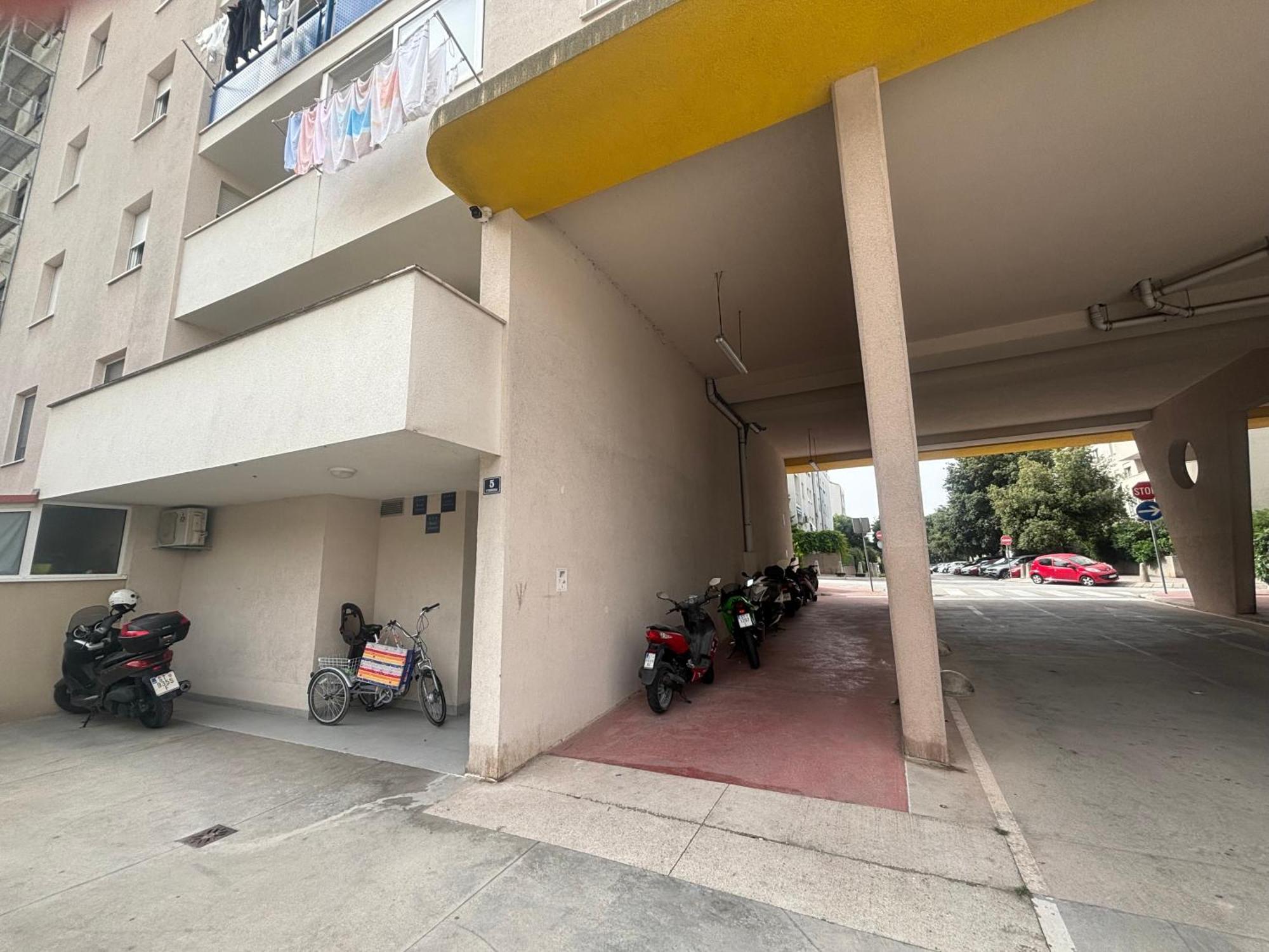 Apartment Dalmatinos Split Znjan Esterno foto
