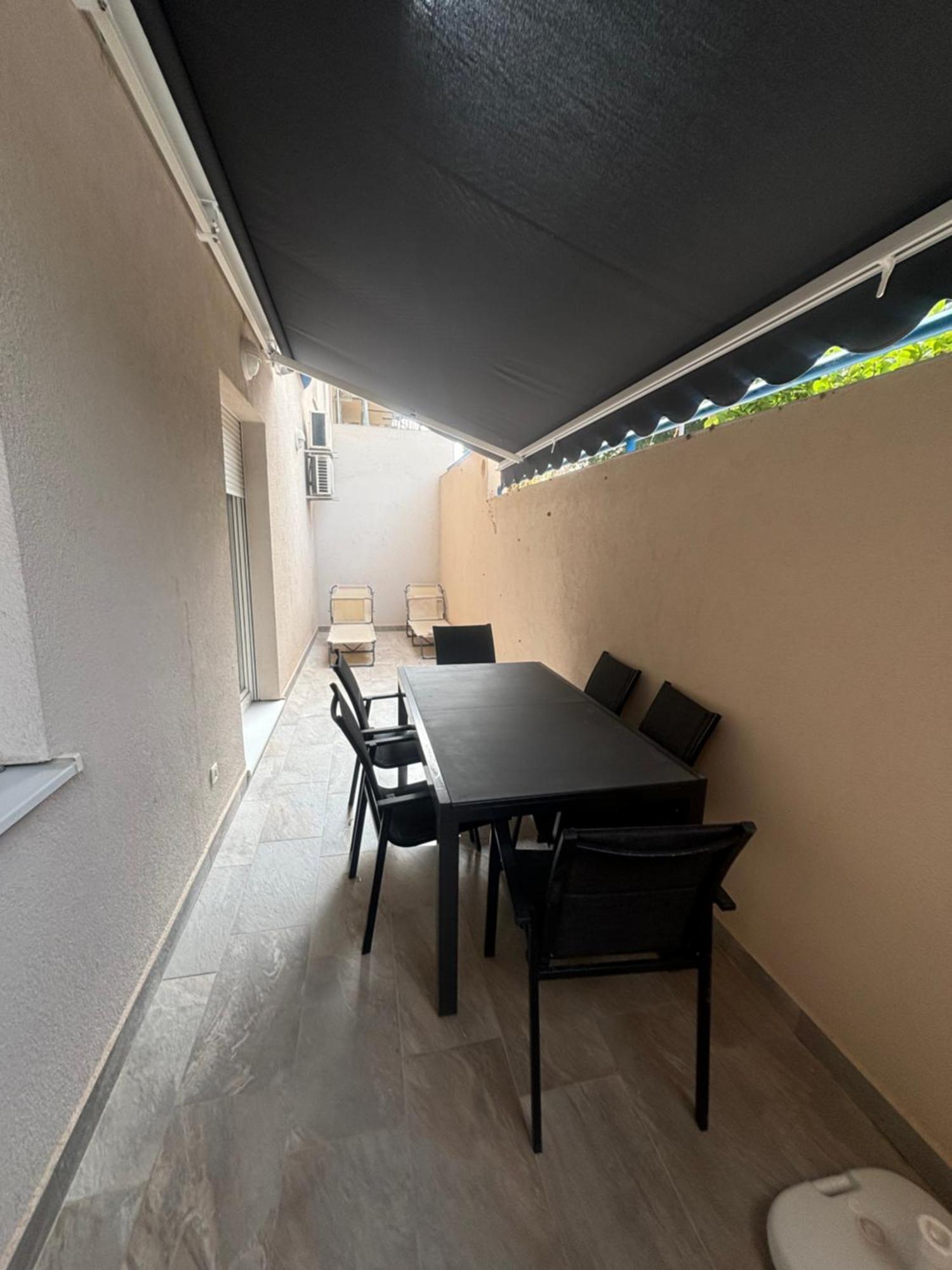 Apartment Dalmatinos Split Znjan Esterno foto